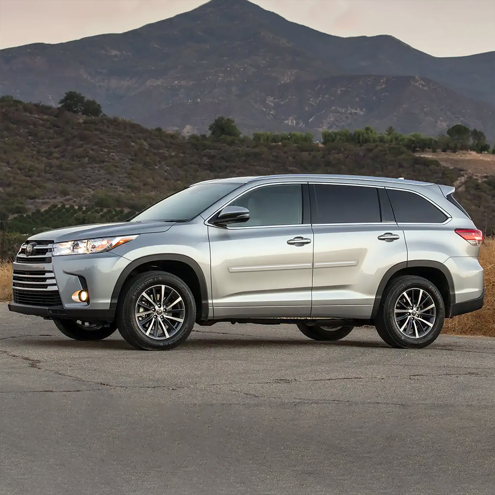 Toyota Highlander ChromeLine Painted Body Side Molding 2014